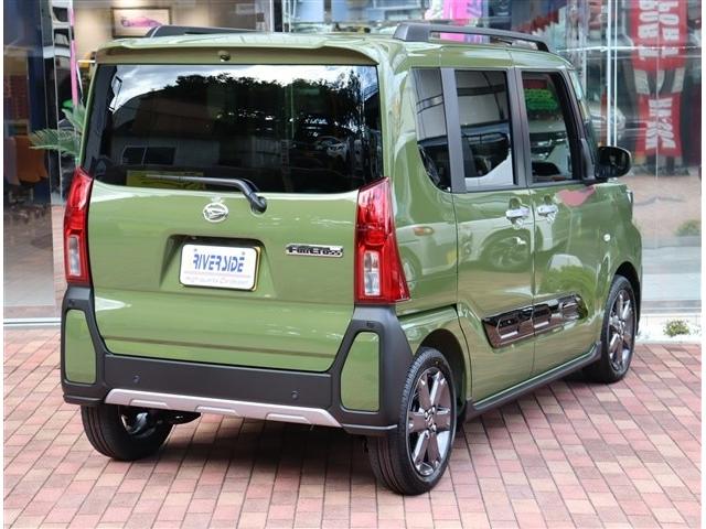 タント ファンクロスターボリミテッド 純正10型ナビ パノラマモニター ETC 前後ドラレコ レーダークルーズ 両側電動スライドドア コーナーセンサー 衝突軽減ブレーキ シートヒーター LEDライト フルセグ BTオーディオ 純正15AW(6枚目)