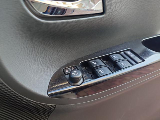 タント カスタムRS トップエディションSAII 8インチナビ Bカメラ ETC 車高調 クレンツェアルミ 両側電動スライド LEDライト スマートキー 衝突軽減ブレーキ オートエアコン サイドSRS BTオーディオ フルセグTV I-STOP(12枚目)