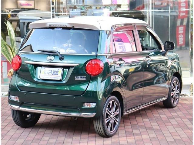 キャスト スタイルＧ　ＳＡＩＩＩ　純正ナビ　パノラマモニター　前後ドラレコ　ＥＴＣ　フルセグ　ＤＶＤ再生　衝突軽減ブレーキ　シートヒーター　ＬＥＤライト　スマートキー　オートエアコン　オートハイビーム　デザインフィルムトップ　１５ＡＷ（6枚目）