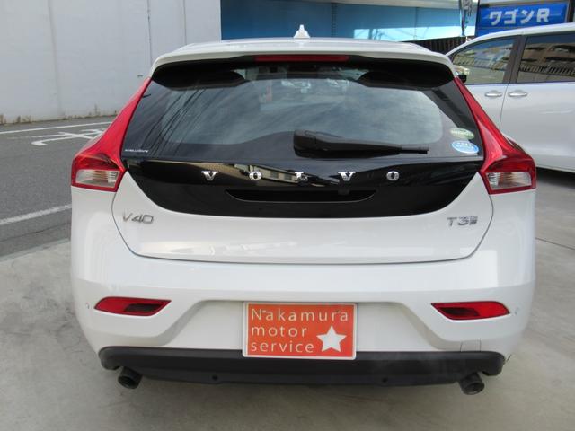 Navi/CD/DVD/AW/No-accidents/LeatherSeat/PowerSeat/BackCamera
