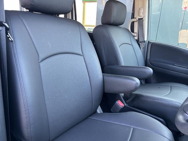 セレナ 20X S-ハイブリッド リフトアップ/マッドグレー&マッドブラックII/クラッツィオ黒革調シートカバー/マッドタイヤ/DAYTONAブラックホイール/リフトアップサス/26後期型/NISSANグリルロゴ/保証付き/(56枚目)