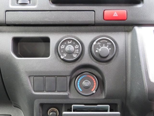 ハイエースバン ロングDX GLパッケージ 1年保証 純正ナビ バックカメラ ETC Bluetoothオーディオ フルセグTV 電動格納ミラー パワーウインドウ(31枚目)