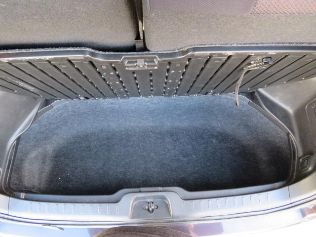 セレナ ハイウェイスター S-ハイブリッド 1年保証 禁煙車 純正ナビ フルセグTV バックモニター ETC Bluetoothオーディオ スマートキー2個 左側パワースライドドア CD/DVD 社外マフラー ローダウン(49枚目)