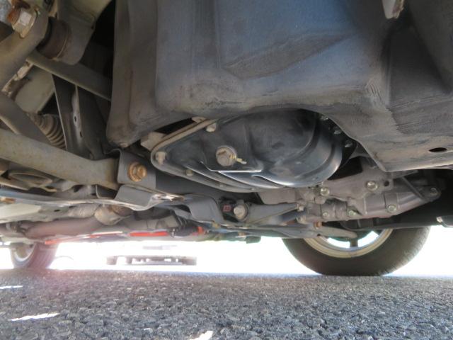 アクア Ｓ　１年保証　禁煙車　ＳＤナビ　フルセグＴＶ　バックカメラ　ＥＴＣ　ＣＤ／ＤＶＤ　純正アルミ　オートエアコン　キーレス　シートカバー　電動格納ミラー（15枚目）