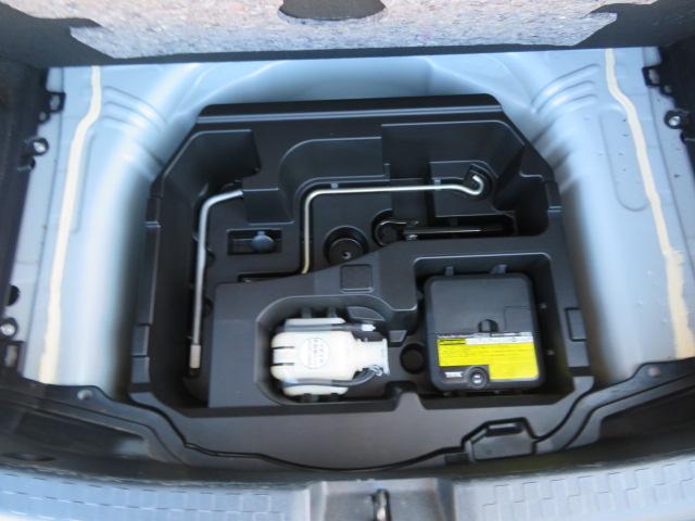 アクア Ｓ　１年保証　禁煙車　ＳＤナビ　フルセグＴＶ　バックカメラ　ＥＴＣ　ＣＤ／ＤＶＤ　純正アルミ　オートエアコン　キーレス　シートカバー　電動格納ミラー（21枚目）