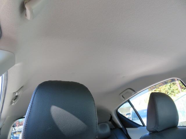 アクア Ｓ　１年保証　禁煙車　ＳＤナビ　フルセグＴＶ　バックカメラ　ＥＴＣ　ＣＤ／ＤＶＤ　純正アルミ　オートエアコン　キーレス　シートカバー　電動格納ミラー（25枚目）