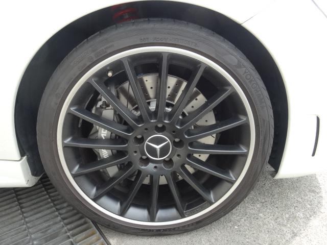 C63 AMG 19インチAW サンルーフ 黒革シート(10枚目)