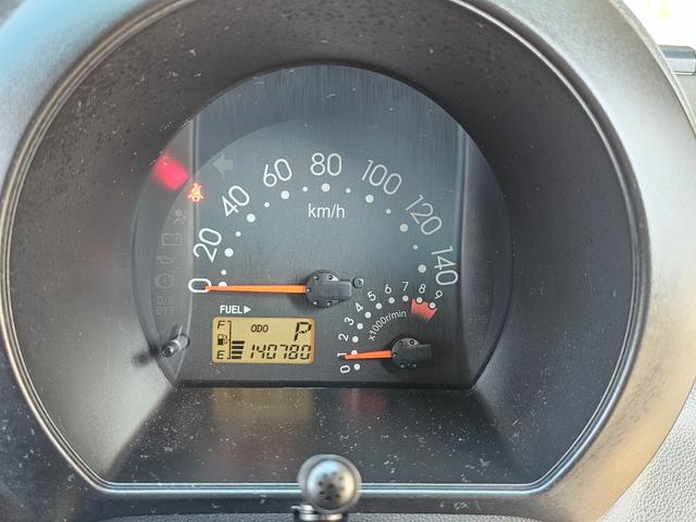 ハイゼットカーゴ クルーズターボ　ターボ　電格　切替４ＷＤ　ＥＴＣ　フルセグ　キーレス　前後ＰＷ　　Ｂｌｕｅｔｏｏｔｈ　ＳＤ再生　分割リアシートヘッドレスト有　社外アルミ　タバコ臭有（21枚目）