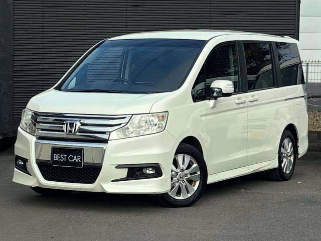 ステップワゴンスパーダ Z パナソニック CN-F1Dナビ フルセグ Bluetooth ブルーレイ再生 バックモニター ETC HID フォグランプ 両側オートスライドドア 車検R8年3月 ウインカーミラー 純正エアロ アルミ(2枚目)