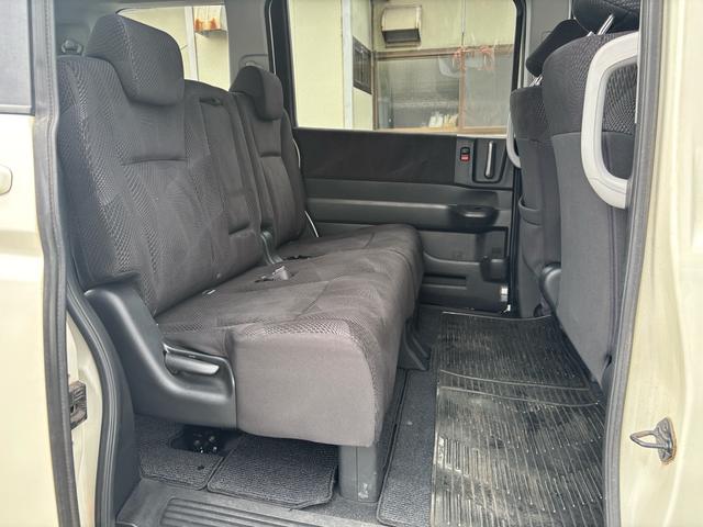 ステップワゴンスパーダ Z パナソニック CN-F1Dナビ フルセグ Bluetooth ブルーレイ再生 バックモニター ETC HID フォグランプ 両側オートスライドドア 車検R8年3月 ウインカーミラー 純正エアロ アルミ(33枚目)