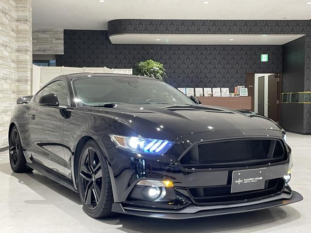 FORD MUSTANG 50 YEARS EDITION