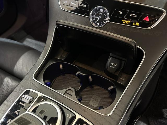 Cクラス C180アバンギャルド AMGライン 1年保証付/正規ディーラー車/黒革パワーシート/シートヒーター/Carplay/フルセグ/ETC/BSM/ACC/Bluetooth&USB/バックカメラ/純正18inchAW(43枚目)