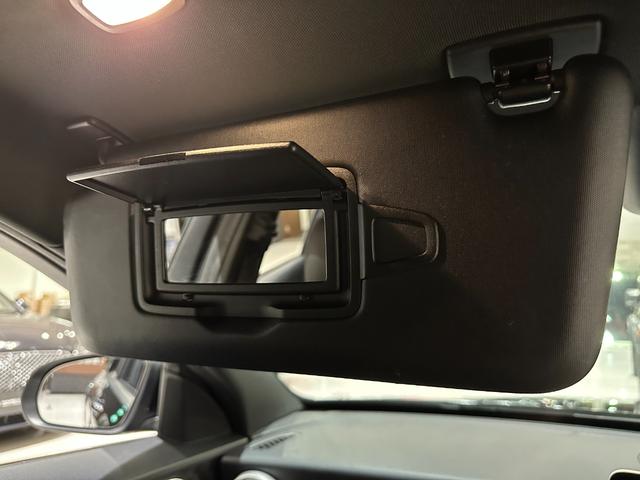 Cクラス C180アバンギャルド AMGライン 1年保証付/正規ディーラー車/黒革パワーシート/シートヒーター/Carplay/フルセグ/ETC/BSM/ACC/Bluetooth&USB/バックカメラ/純正18inchAW(47枚目)