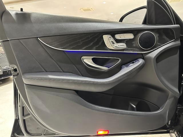 Cクラス C180アバンギャルド AMGライン 1年保証付/正規ディーラー車/黒革パワーシート/シートヒーター/Carplay/フルセグ/ETC/BSM/ACC/Bluetooth&USB/バックカメラ/純正18inchAW(51枚目)