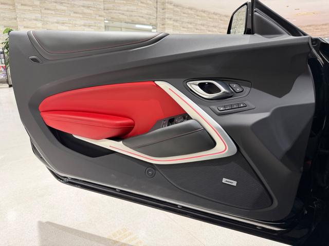 シボレーカマロ ＬＴ　ＲＳ　１年保証付／１オーナー／Ａｐｐｌｅｃａｒｐｌａｙ／赤黒革／ヒーター＆エアコン／デジタルインナーミラー／バックカメラ／ステアリングヒーター／ＥＴＣ２．０／ＢＯＳＥサウンドＨＵＤ／リアソナー／純正２０ＡＷ（58枚目）