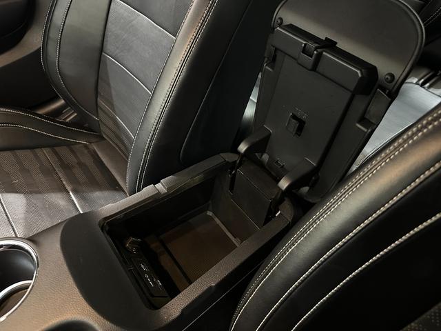 マスタング ５０イヤーズ　エディション　１年保証付／正規ディーラー車／黒革パワーシート／エアシート＆ヒーター／バックカメラ／リアソナー／ＥＴＣ／Ｂｌｕｅｔｏｏｔｈ＆ＵＳＢ／パドルシフト／フォグライト／ＰＵＳＨスタート／純正１９ｉｎｃｈＡＷ（49枚目）