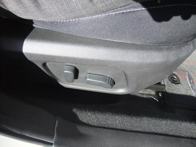 1.6GTアイサイト Sスタイル 4WD ドラレコ前後 スマアシON/OFF Bluetooth接続機能 USB入力端子 デュアルオートエアコン パンク修理キット フルセグナビTV 純正18インチアルミホイール ETC(60枚目)