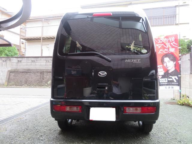 ハイゼットカーゴ クルーズターボ 5MT 走行26000km ABS Wエアバッグ キーレス 全席PW Bカメラ 電動格納ミラー LEDヘッドライト 純正LEDフォグ Bluetoothナビ 13インチAW新品タイヤ 記録簿(3枚目)