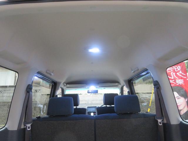 ハイゼットカーゴ クルーズターボ 5MT 走行26000km ABS Wエアバッグ キーレス 全席PW Bカメラ 電動格納ミラー LEDヘッドライト 純正LEDフォグ Bluetoothナビ 13インチAW新品タイヤ 記録簿(12枚目)