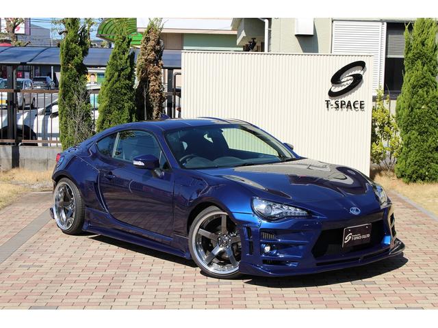 GT KUHLRACINGコンプリート 01R-GTエアロ5点キット 01R-GTWオーバーフェンダーキット スラッシュ4テールマフラー フロアマット VERZ19AW BLITZ車高調 ワンオーナー禁煙車(58枚目)