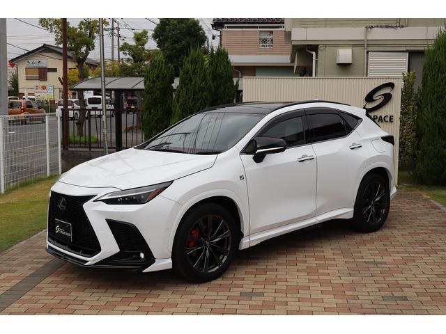 NX NX350h Fスポーツ TRDエアロダイナミクスパッケージ オレンジキャリパー 純正20インチAW Fスポーツホワイトインテリア パノラマルーフ メーカー14インチナビフルセグパノラミックビューモニター ワンオーナー車(4枚目)