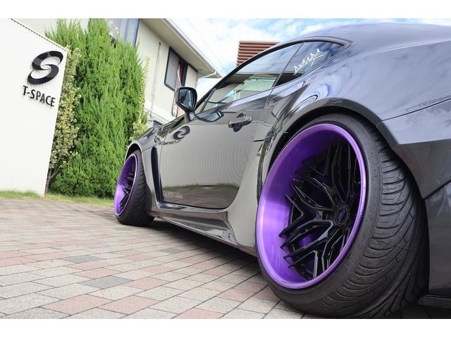 BRZ R 後期型 AIMGAINワイドボディ 326POWER車高調 WILSHIREFORGED19AW SKIDRacingアーム CSDブレーキ 左右出しマフラー CRYSTALEYEテール 8型ナビTV(11枚目)