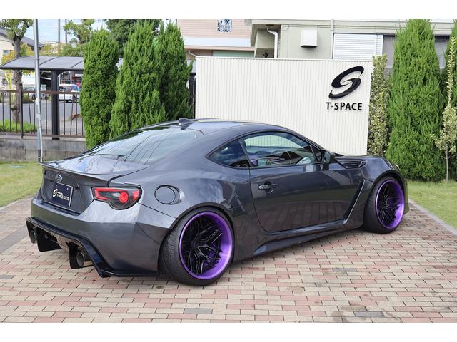 BRZ R 後期型 AIMGAINワイドボディ 326POWER車高調 WILSHIREFORGED19AW SKIDRacingアーム CSDブレーキ 左右出しマフラー CRYSTALEYEテール 8型ナビTV(65枚目)