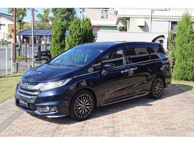 オデッセイ アブソルート ユーザー様買取車 純正インターナビ フルセグ Bluetoothオーディオ バックカメラ 両側パワースライドドア ハーフレザーシート ビルトインETC 前後ドライブレコーダー 社外18インチAW(4枚目)