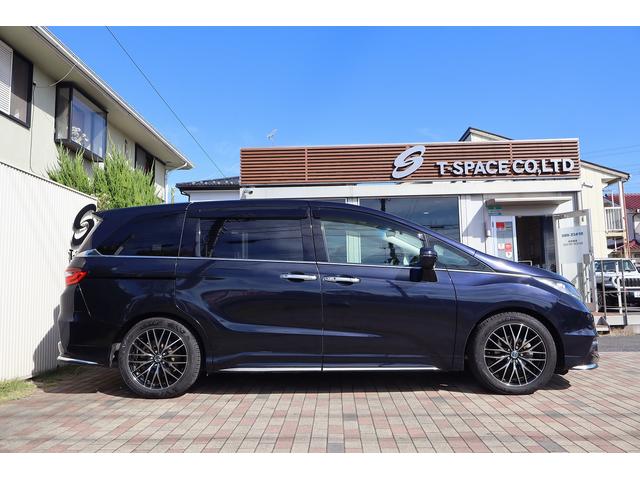 オデッセイ アブソルート ユーザー様買取車 純正インターナビ フルセグ Bluetoothオーディオ バックカメラ 両側パワースライドドア ハーフレザーシート ビルトインETC 前後ドライブレコーダー 社外18インチAW(6枚目)