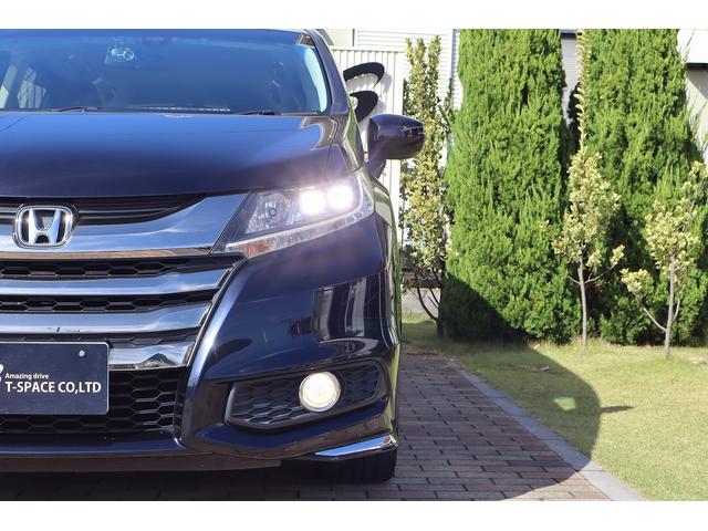 オデッセイ アブソルート ユーザー様買取車 純正インターナビ フルセグ Bluetoothオーディオ バックカメラ 両側パワースライドドア ハーフレザーシート ビルトインETC 前後ドライブレコーダー 社外18インチAW(10枚目)