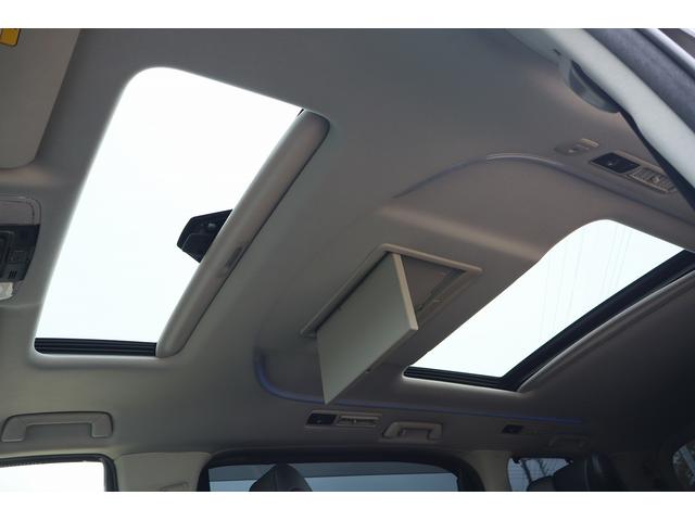 アルファード ２．５Ｓ　Ｃパッケージ　後期型　ＩＤＥＡＬエアサス　ＷＯＲＫ２０ＡＷ　ＭＯＤＥＬＬＩＳＴＡエアロ　ＳＩＸＴＨＳＥＮＳＥ４本出しマフラー　純正ツインモニター　ツインムーンルーフ　エグゼクティブシート　両側パワースライドドア（16枚目）