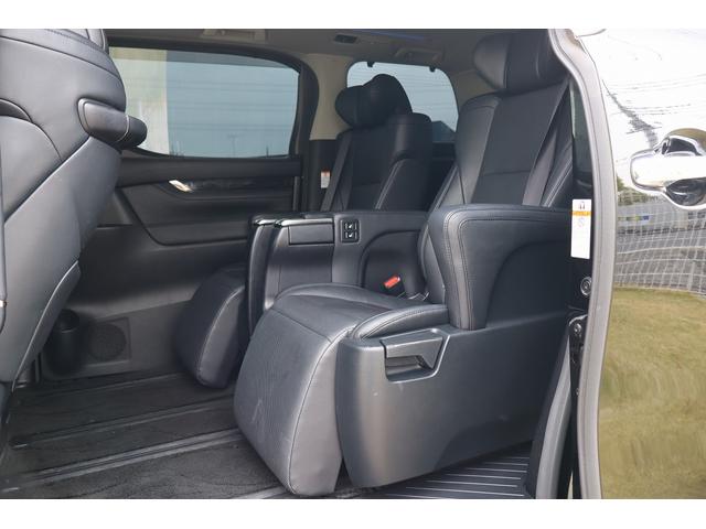 アルファード ２．５Ｓ　Ｃパッケージ　後期型　ＩＤＥＡＬエアサス　ＷＯＲＫ２０ＡＷ　ＭＯＤＥＬＬＩＳＴＡエアロ　ＳＩＸＴＨＳＥＮＳＥ４本出しマフラー　純正ツインモニター　ツインムーンルーフ　エグゼクティブシート　両側パワースライドドア（17枚目）