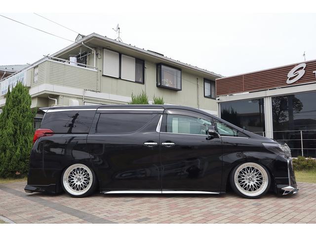 アルファード ２．５Ｓ　Ｃパッケージ　後期型　ＩＤＥＡＬエアサス　ＷＯＲＫ２０ＡＷ　ＭＯＤＥＬＬＩＳＴＡエアロ　ＳＩＸＴＨＳＥＮＳＥ４本出しマフラー　純正ツインモニター　ツインムーンルーフ　エグゼクティブシート　両側パワースライドドア（57枚目）