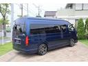 TOYOTA HIACE COMMUTER