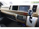 TOYOTA HIACE COMMUTER