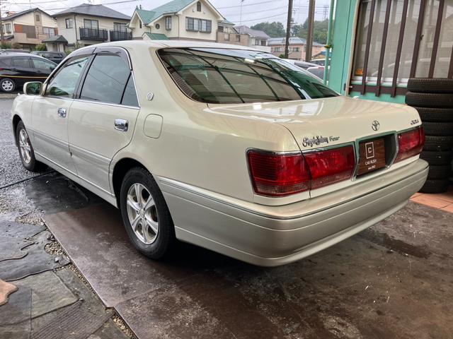 クラウン ロイヤルサルーンFour プレミアム 4WD ETC ドライブレコーダー 純正ナビ パワーシート リアサンシェード タイミングベルト交換済 オートクルーズ(7枚目)