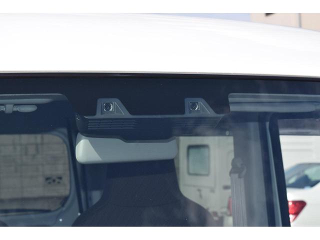 ＮＶ１００クリッパーバン ＤＸ　ＧＬセーフティパッケージ　エマブレ（衝突軽減ブレーキ／横滑り防止／レーンキープ）パーキングセンサー　メモリーナビ／Ｂｌｕｅｔｏｏｔｈ／ＣＤ／バックカメラ　キーレスキー　オーバーヘッドシェルフ　電動格納ミラー（4枚目）