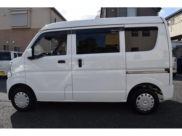 ＮＶ１００クリッパーバン ＤＸ　ＧＬセーフティパッケージ　エマブレ（衝突軽減ブレーキ／横滑り防止／レーンキープ）パーキングセンサー　メモリーナビ／Ｂｌｕｅｔｏｏｔｈ／ＣＤ／バックカメラ　キーレスキー　オーバーヘッドシェルフ　電動格納ミラー（19枚目）