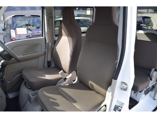 ＮＶ１００クリッパーバン ＤＸ　ＧＬセーフティパッケージ　エマブレ（衝突軽減ブレーキ／横滑り防止／レーンキープ）パーキングセンサー　メモリーナビ／Ｂｌｕｅｔｏｏｔｈ／ＣＤ／バックカメラ　キーレスキー　オーバーヘッドシェルフ　電動格納ミラー（41枚目）
