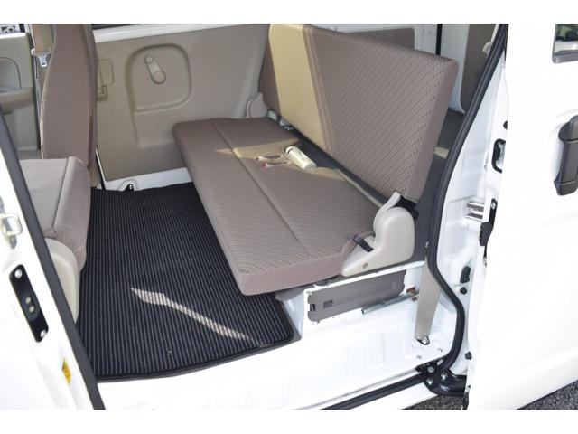 ＮＶ１００クリッパーバン ＤＸ　ＧＬセーフティパッケージ　エマブレ（衝突軽減ブレーキ／横滑り防止／レーンキープ）パーキングセンサー　メモリーナビ／Ｂｌｕｅｔｏｏｔｈ／ＣＤ／バックカメラ　キーレスキー　オーバーヘッドシェルフ　電動格納ミラー（55枚目）