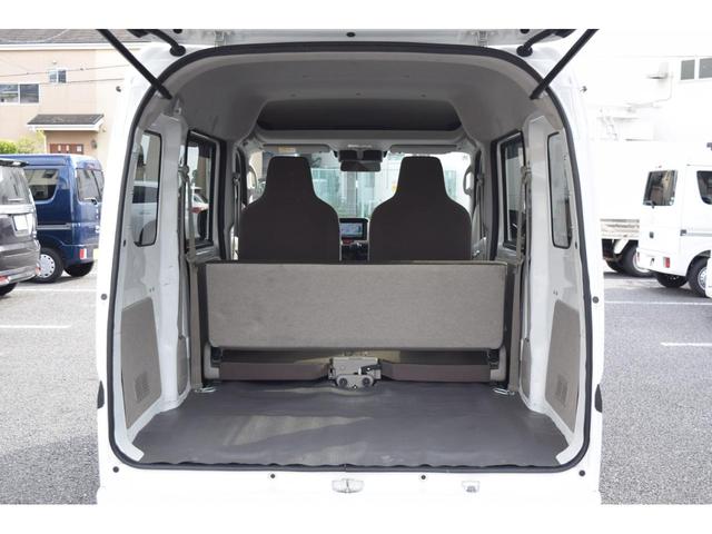 ＮＶ１００クリッパーバン ＤＸ　ＧＬセーフティパッケージ　エマブレ（衝突軽減ブレーキ／横滑り防止／レーンキープ）パーキングセンサー　メモリーナビ／Ｂｌｕｅｔｏｏｔｈ／ＣＤ／バックカメラ　キーレスキー　オーバーヘッドシェルフ　電動格納ミラー（62枚目）