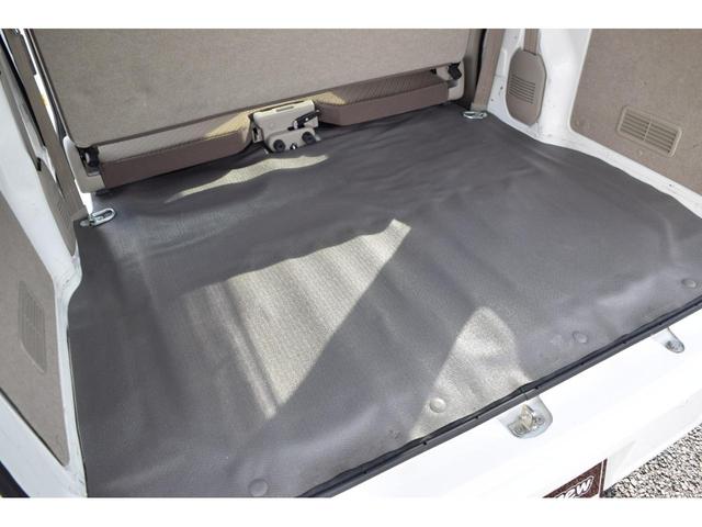 ＮＶ１００クリッパーバン ＤＸ　ＧＬセーフティパッケージ　エマブレ（衝突軽減ブレーキ／横滑り防止／レーンキープ）パーキングセンサー　メモリーナビ／Ｂｌｕｅｔｏｏｔｈ／ＣＤ／バックカメラ　キーレスキー　オーバーヘッドシェルフ　電動格納ミラー（63枚目）