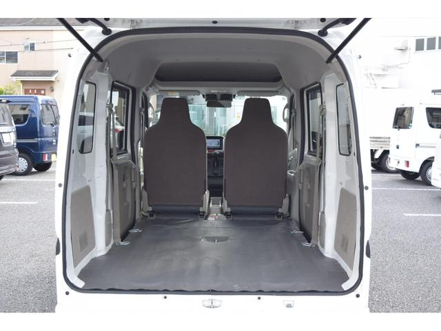 ＮＶ１００クリッパーバン ＤＸ　ＧＬセーフティパッケージ　エマブレ（衝突軽減ブレーキ／横滑り防止／レーンキープ）パーキングセンサー　メモリーナビ／Ｂｌｕｅｔｏｏｔｈ／ＣＤ／バックカメラ　キーレスキー　オーバーヘッドシェルフ　電動格納ミラー（64枚目）