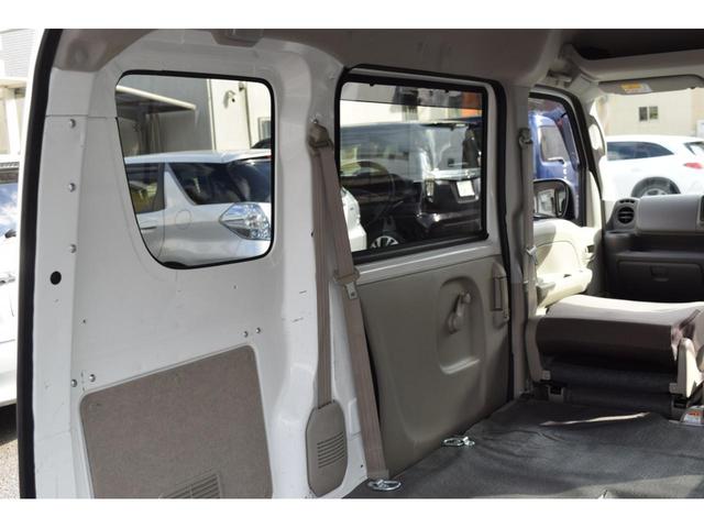 ＮＶ１００クリッパーバン ＤＸ　ＧＬセーフティパッケージ　エマブレ（衝突軽減ブレーキ／横滑り防止／レーンキープ）パーキングセンサー　メモリーナビ／Ｂｌｕｅｔｏｏｔｈ／ＣＤ／バックカメラ　キーレスキー　オーバーヘッドシェルフ　電動格納ミラー（66枚目）