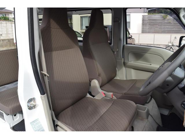 ＮＶ１００クリッパーバン ＤＸ　ＧＬセーフティパッケージ　エマブレ（衝突軽減ブレーキ／横滑り防止／レーンキープ）　パーキングセンサー　メモリーナビ／Ｂｌｕｅｔｏｏｔｈ／バックカメラ　キーレスキー　電動格納ミラー　オーバーヘッドシェルフ（39枚目）