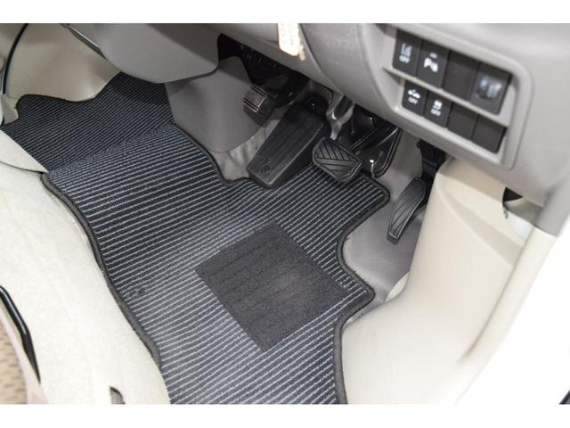 ＮＶ１００クリッパーバン ＤＸ　ＧＬセーフティパッケージ　エマブレ（衝突軽減ブレーキ／横滑り防止／レーンキープ）　パーキングセンサー　メモリーナビ／Ｂｌｕｅｔｏｏｔｈ／バックカメラ　キーレスキー　電動格納ミラー　オーバーヘッドシェルフ（43枚目）