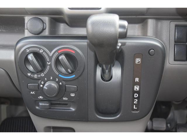ＮＶ１００クリッパーバン ＤＸ　ＧＬセーフティパッケージ　エマブレ（衝突軽減ブレーキ／横滑り防止／レーンキープ）　パーキングセンサー　メモリーナビ／Ｂｌｕｅｔｏｏｔｈ／バックカメラ　キーレスキー　電動格納ミラー　オーバーヘッドシェルフ（46枚目）