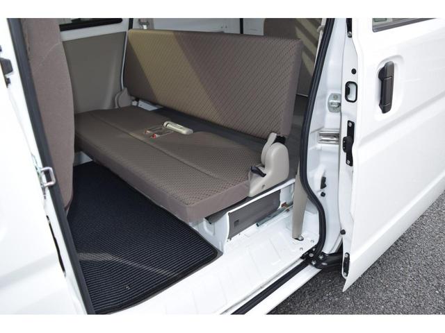 ＮＶ１００クリッパーバン ＤＸ　ＧＬセーフティパッケージ　エマブレ（衝突軽減ブレーキ／横滑り防止／レーンキープ）　パーキングセンサー　メモリーナビ／Ｂｌｕｅｔｏｏｔｈ／バックカメラ　キーレスキー　電動格納ミラー　オーバーヘッドシェルフ（52枚目）