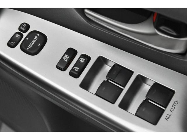 プリウスアルファ G 7人乗り 前後ドラレコ クルーズコントロール 3眼LEDヘッドライト(純正) メモリーナビ/フルセグTV/Bluetooth/CD/DVD/バックカメラ/ETC ウインカーミラー(電格式)(14枚目)