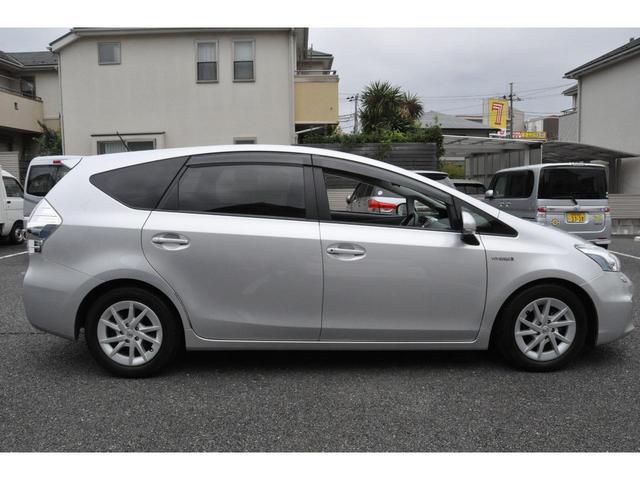 プリウスアルファ G 7人乗り 前後ドラレコ クルーズコントロール 3眼LEDヘッドライト(純正) メモリーナビ/フルセグTV/Bluetooth/CD/DVD/バックカメラ/ETC ウインカーミラー(電格式)(21枚目)